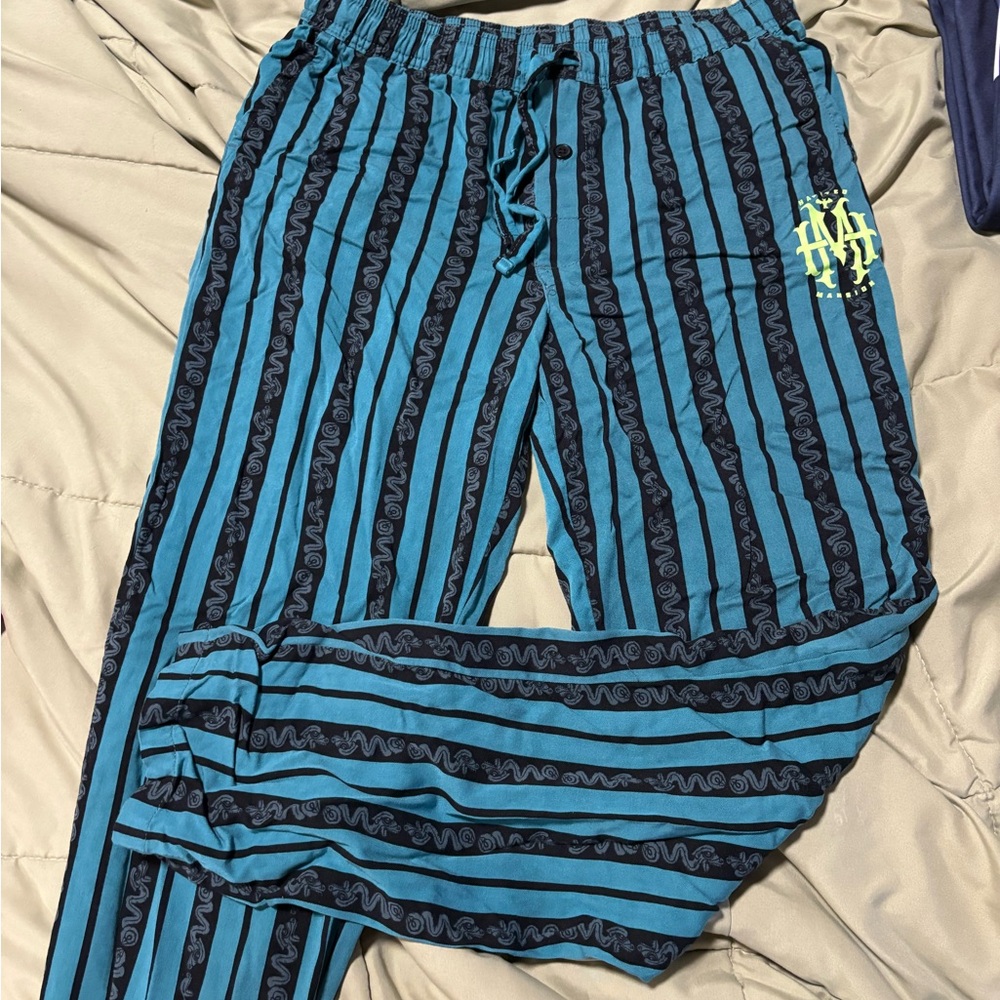 Disney Haunted Mansion Flowy Leggings